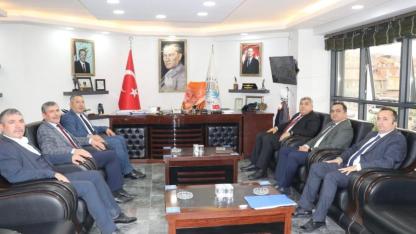 Müdür Sünnetci, Başkan Topçu'yu Ziyaret Etti