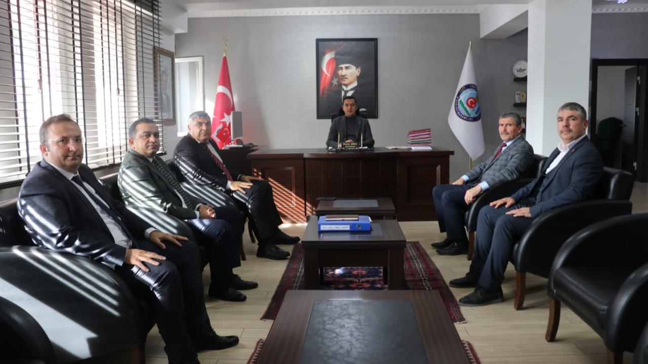 Müdür Sünnetci’den Kaymakam Uğuz'a Ziyaret