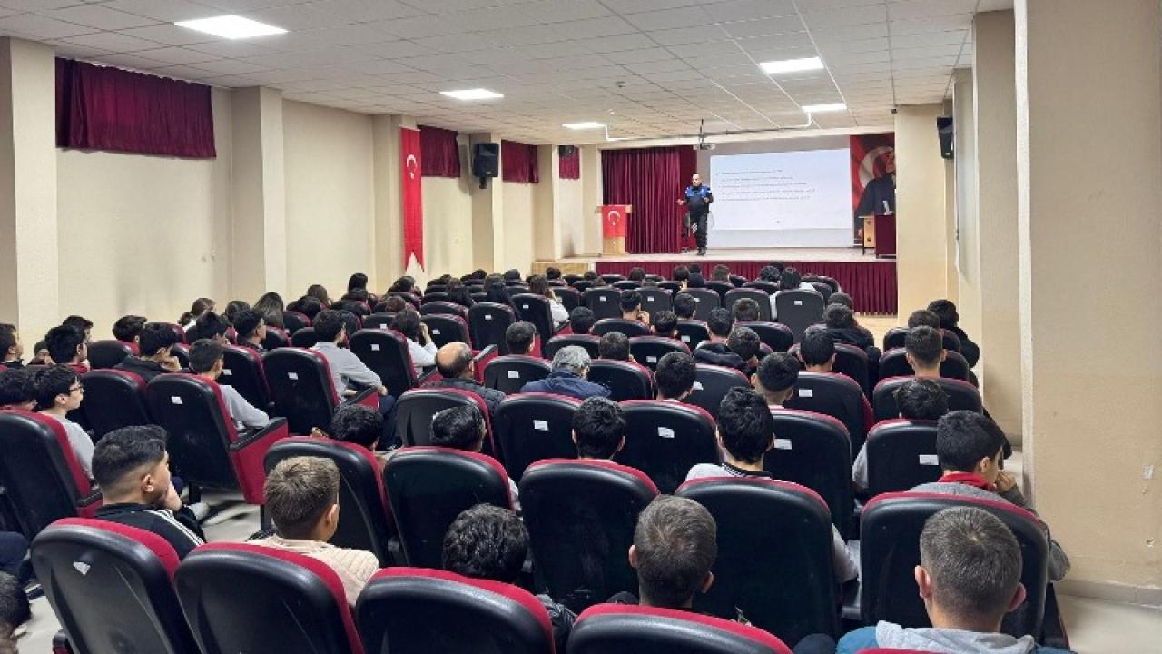 Öğrencilere Güvenli Gelecek Eğitimi