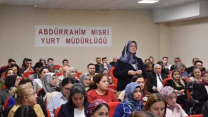 Özdemir, Öğrenciler Ve Personelle Buluştu