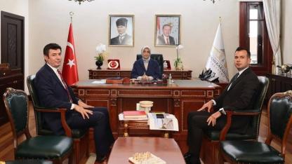 Vali Yiğitbaşı Başkanlığında Kamu Yatırımları Değerlendirme Toplantısı Düzenledi