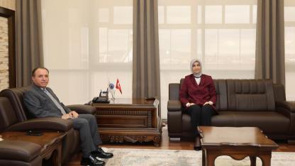 Afyonkarahisar Valisi Yiğitbaşı, AKÜ Rektörü Karakaş’ı Ziyarette Bulundu