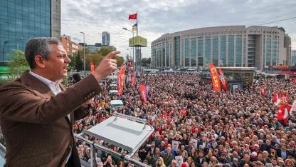 CHP Lideri Özgür Özel’den Çağlayan’da Miting: “Casusluk Soruşturması Bir İtiraf”
