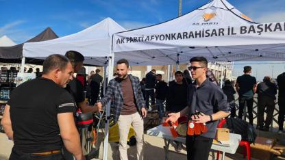 AK Parti Afyonkarahisar Gençlik Kolları, Karahisar Modifest’te Katılımcılarla Buluştu