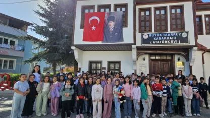 Hisarbank 100. Yıl İlkokulu Öğrencilerinden Kocatepe’ye Anlamlı Gezi Programı
