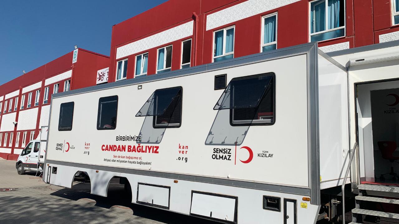 Rahmiye Sare Palalı Teknik Koleji&#039;nden Kızılay&#039;a Anlamlı Destek