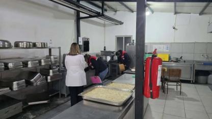 Sandıklı’da Okul Kantinleri ve Yemekhaneler Denetimden Geçti