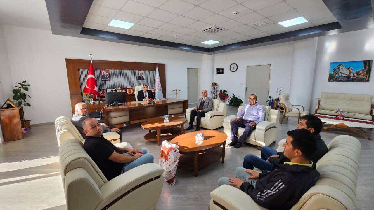 Şehit ve Gazi Yakınlarından Müdür Sünnetci'ye Ziyaret