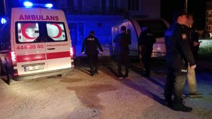 Sokak Ortasında Silahla Başından Vurulmuş Halde Bulundu