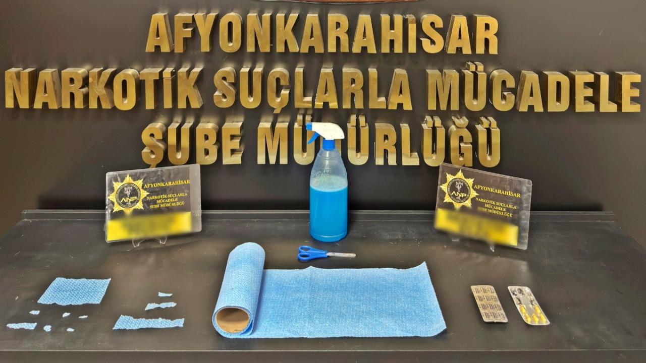 Sokak Satıcıları Yakayı Ele Verdi