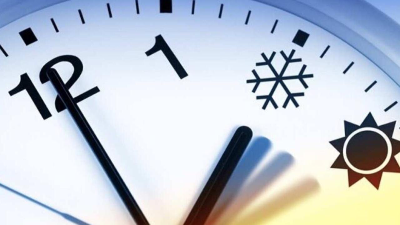 Türkiye&#039;de Kış Saati Uygulaması Kalktı mı? 2025&#039;te Saatler Geri Alınacak mı?