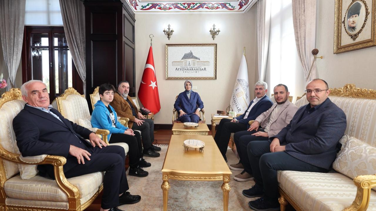 Vali Yiğitbaşı, Konya Gazeteciler Cemiyeti Heyetini Ağırladı