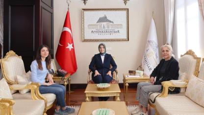 Vali Yiğitbaşı'ndan Almanya'daki Yüksek Lisans Öğrencisine Tebrik