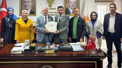 Yeşilay Afyonkarahisar’dan AK Parti İl Başkanlığı’na Ziyaret