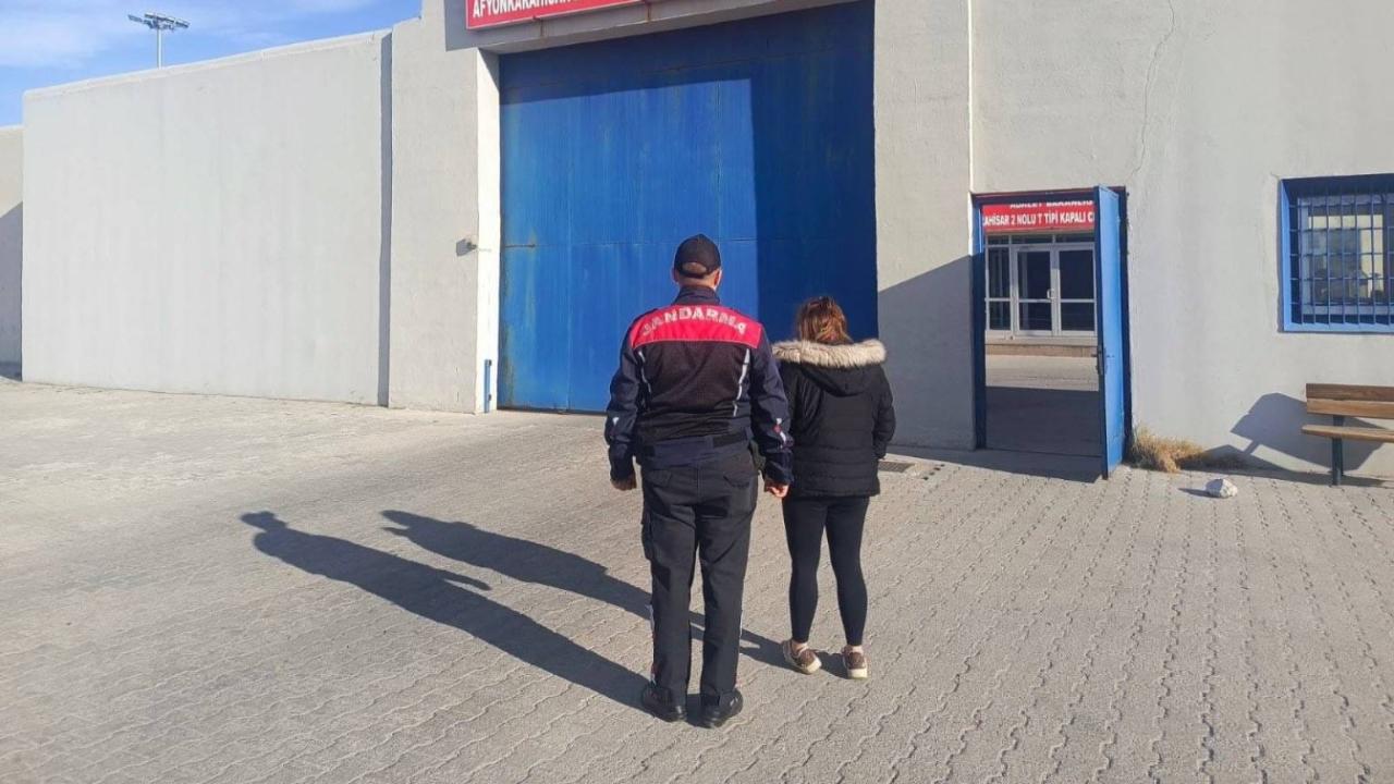 15 Yıl Hapis Cezası Bulunan Firari Afyonkarahisar’da Yakalandı!