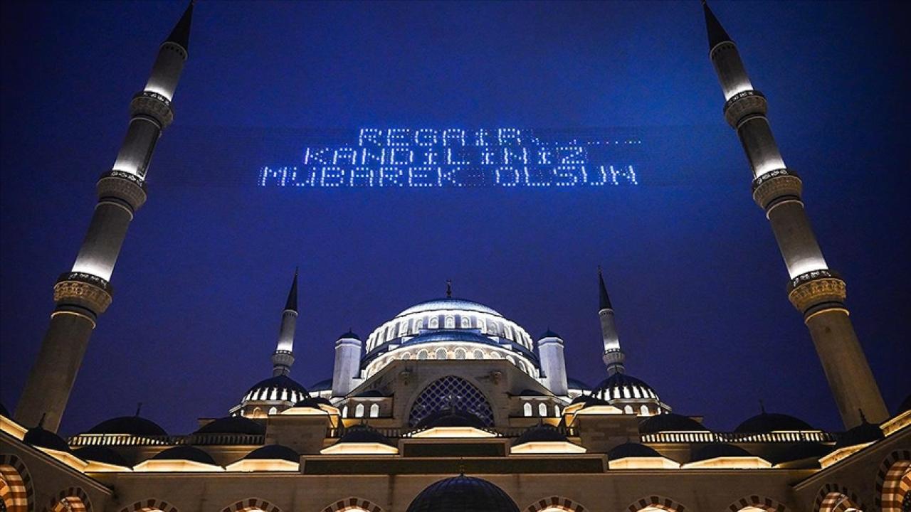 2025 Regaib Kandili Ne Zaman? Üç Ayların Başlangıç Tarihi Belli Oldu