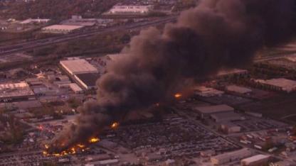 ABD’de Kargo Uçağı Faciası: Kalkıştan Saniyeler Sonra Binalara Çarptı