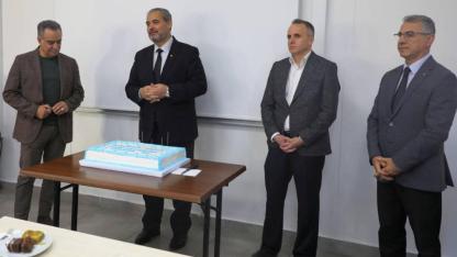 AFSÜ Diş Hekimliği Fakültesi Vizyoner Uygulamalarla Türkiye’ye Örnek Oluyor