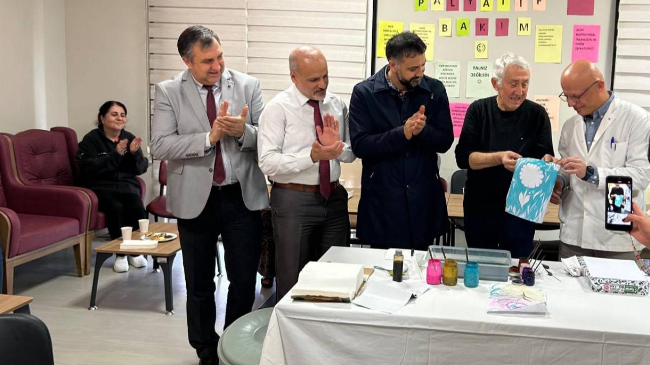 AFSÜ Hastanesi Palyatif Bakım Merkezi&#039;nde Ebru Atölyesi Düzenlendi