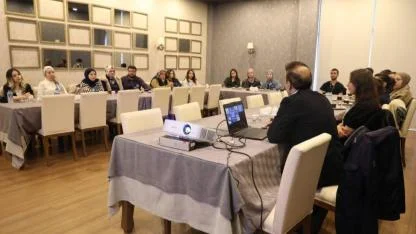 AFSÜ’de Anne Adaylarına Gebelikteki Değişimler Anlatıldı