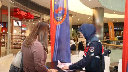 Afyonkarahisar Jandarması 93 Kadına 'Kades' Ve 'El Kal-Ka-Maz'ı Anlattı