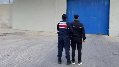 Afyonkarahisar’da Aranıyordu, Uşak’ta Bulundu: 12 Yıl Cezalı Firari Tutuklandı!