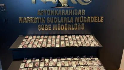 Afyonkarahisar’da Uyuşturucu Operasyonu: 2.682 Sentetik Ecza Ele Geçirildi