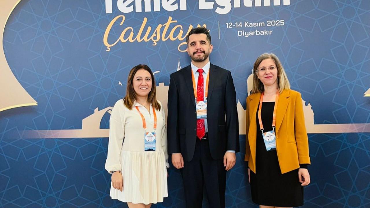 Afyonkarahisar’dan İki Öğretmen, eTwinning Çalıştayında Türkiye’yi Etkiledi!