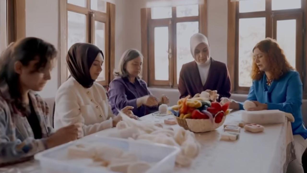 Afyonlu Kadınların Keçe Sanatı TRT 1’de Türkiye’ye Tanıtıldı