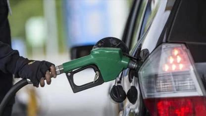 Akaryakıtta Beklenen Müjde: Motorine İndirim Geliyor