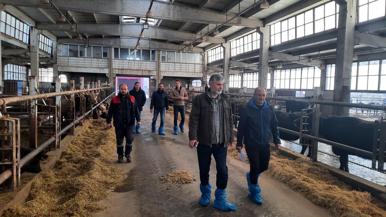 AKÜ Çiftliğinde Kapsamlı Denetim Tarım ve Veteriner Ekipleri Sahada!