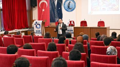 AKÜ İİBF'de Yapay Zekâ Çağına Mercek: "Geleceğin Temelinde Veri Bilimi Var"