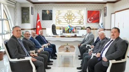 AKÜ Rektörü Karakaş’tan Bolvadin Belediyesi’ne Ziyaret