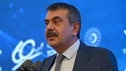 Ara Tatiller Kaldırılıyor Mu? Bakan Tekin'den Açıklama