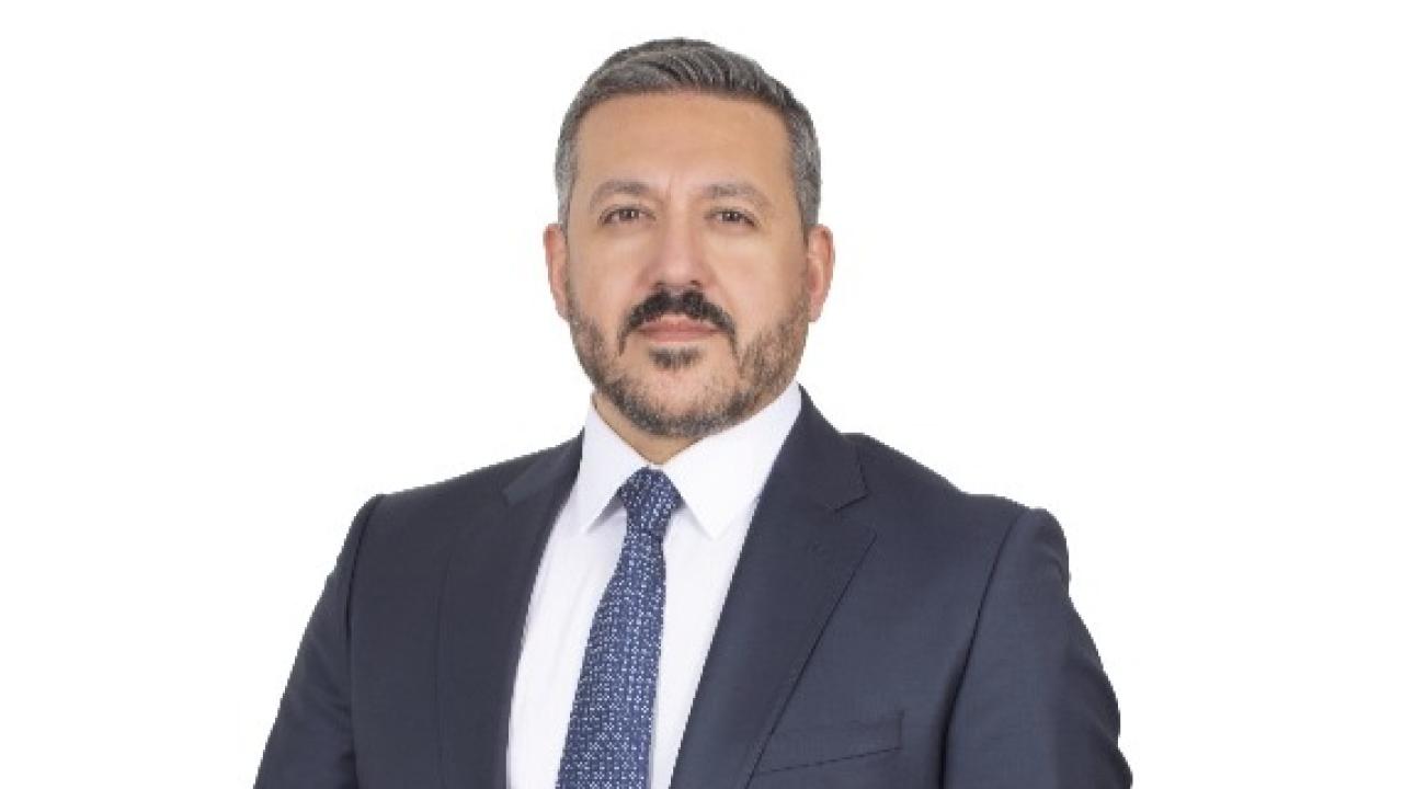 “Atatürk Bir Mevsim Gibi Geçti, Ardında Aydınlık Bir Bahar Bıraktı”