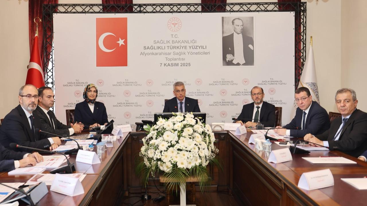 Bakan Memişoğlu Afyonkarahisar’da Sağlık Yönetimini Değerlendirdi