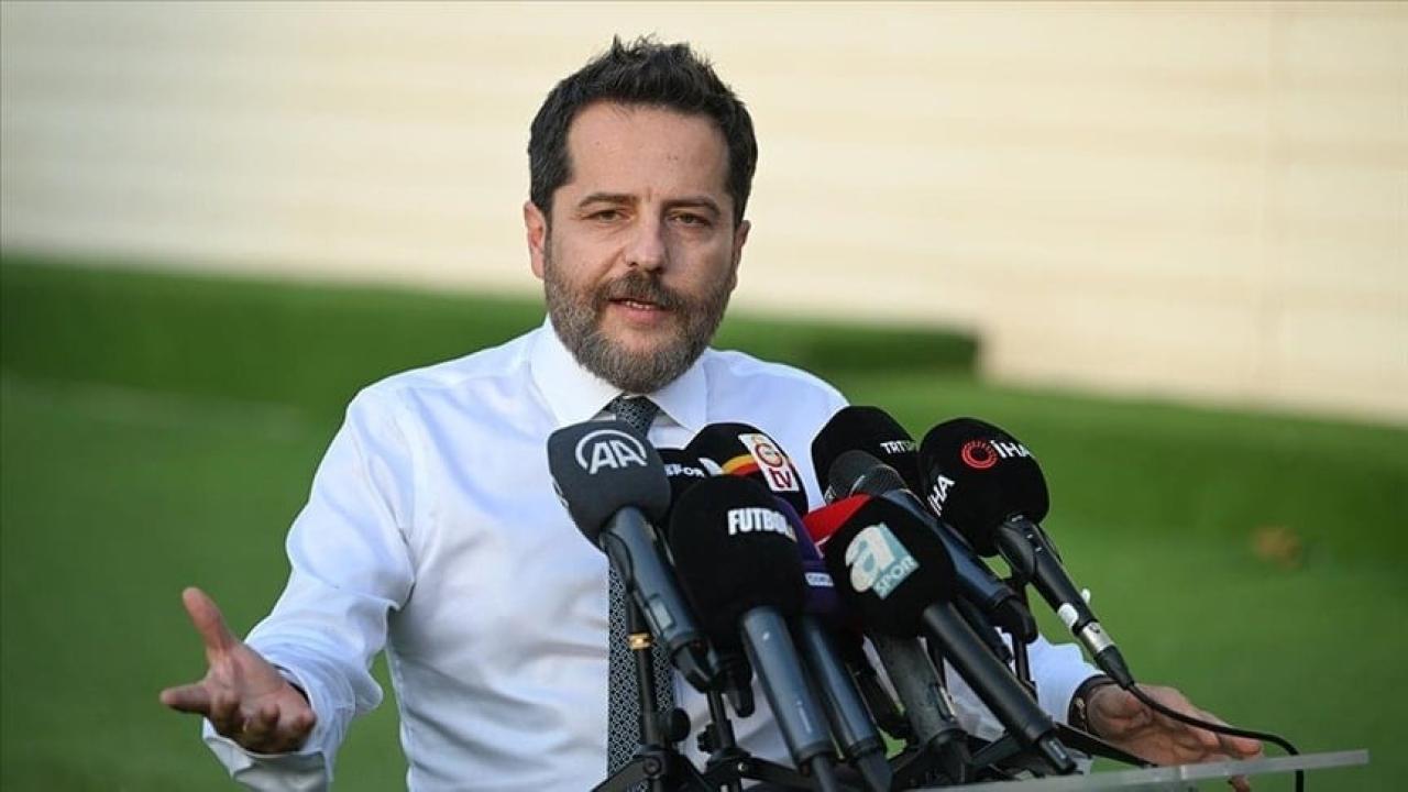 Bakanlık, Erden Timur’a bir yıl ceza verdi