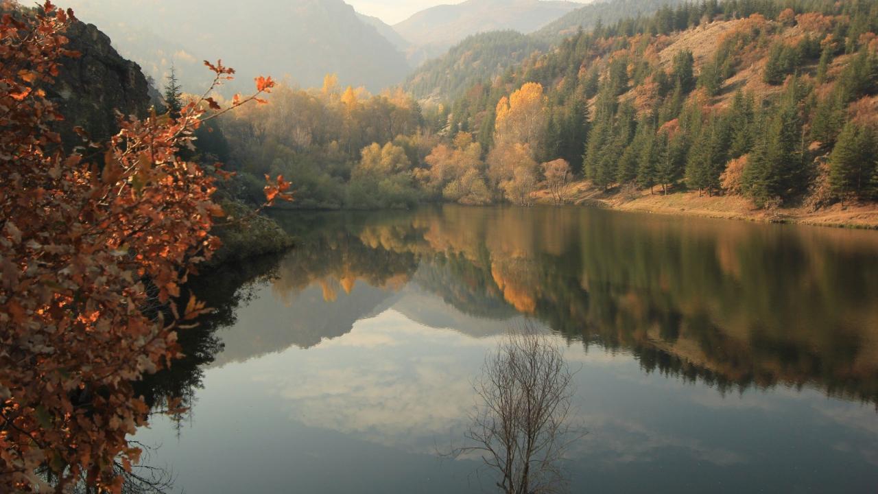 Bu Manzara Afyon’da Çekildi: Sis Bulutları Kartpostallık Görüntü Oluşturdu!