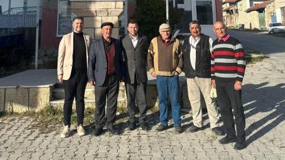 CHP'li Aydeniz'den İscehisar Köylerine Ziyaret: "Davulun Sesi Yakından Hiç Öyle Değilmiş"