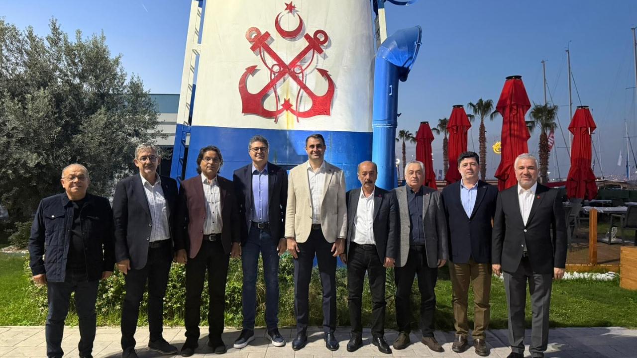 CHP’li Karadeniz, Ege Bölgesi İl Başkanları Toplantısına Katıldı