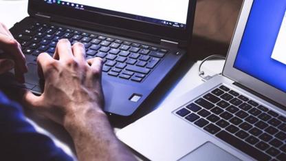 CHP’nin Bilgi İşlem Sorumlusu gözaltına alındı