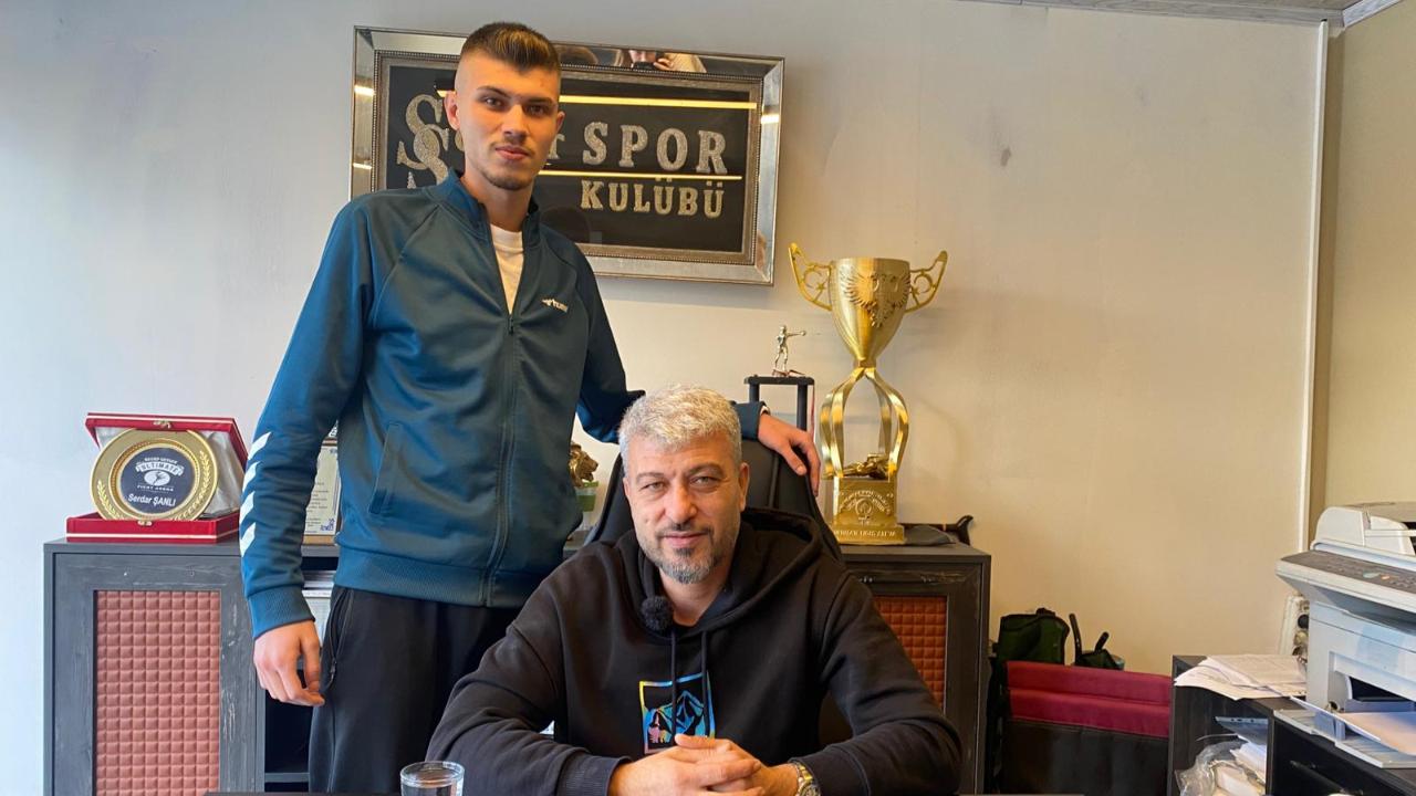 Dövüş Sporlarında Çeyrek Asırlık Deneyim: Milli Takım Antrenörü ve Oğlu Şampiyonlar Yetiştiriyor