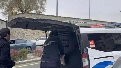 Eşini Yaralayan Kadın Tutuklandı, Koca Pompalıyla Adliyeye Geldi!