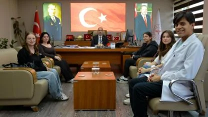 Geleceğin Doktorları İl Sağlık Müdürü Öztürk’ün Konuğu Oldu