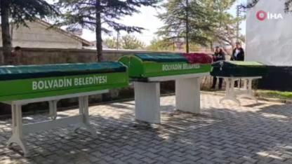 Gıda Zehirlenmesinde Hayatını Kaybeden  Anne Ve Çocuklarına Afyonkarahisar da Veda Edilecek