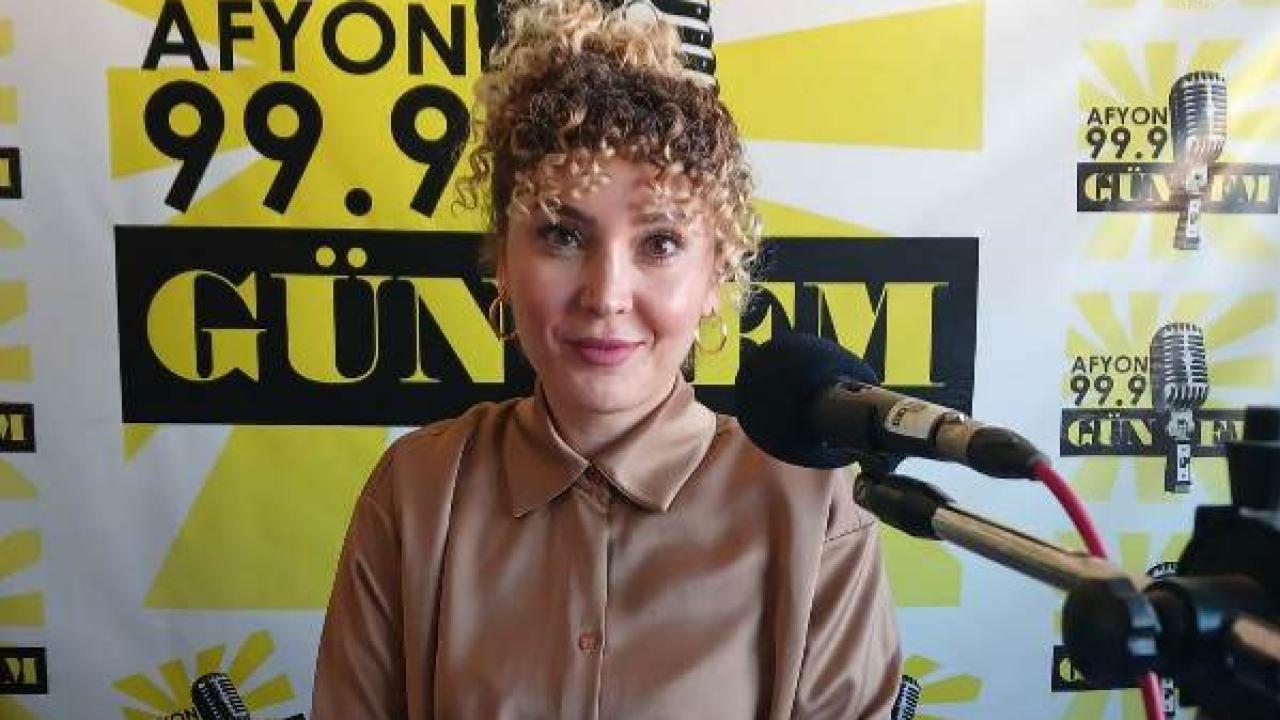 “Hiçbir Kadın Yalnız Değildir”