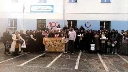Hürriyet İlkokulu Velilerinden Öğretmenler Günü'nde Anlamlı Hediyе