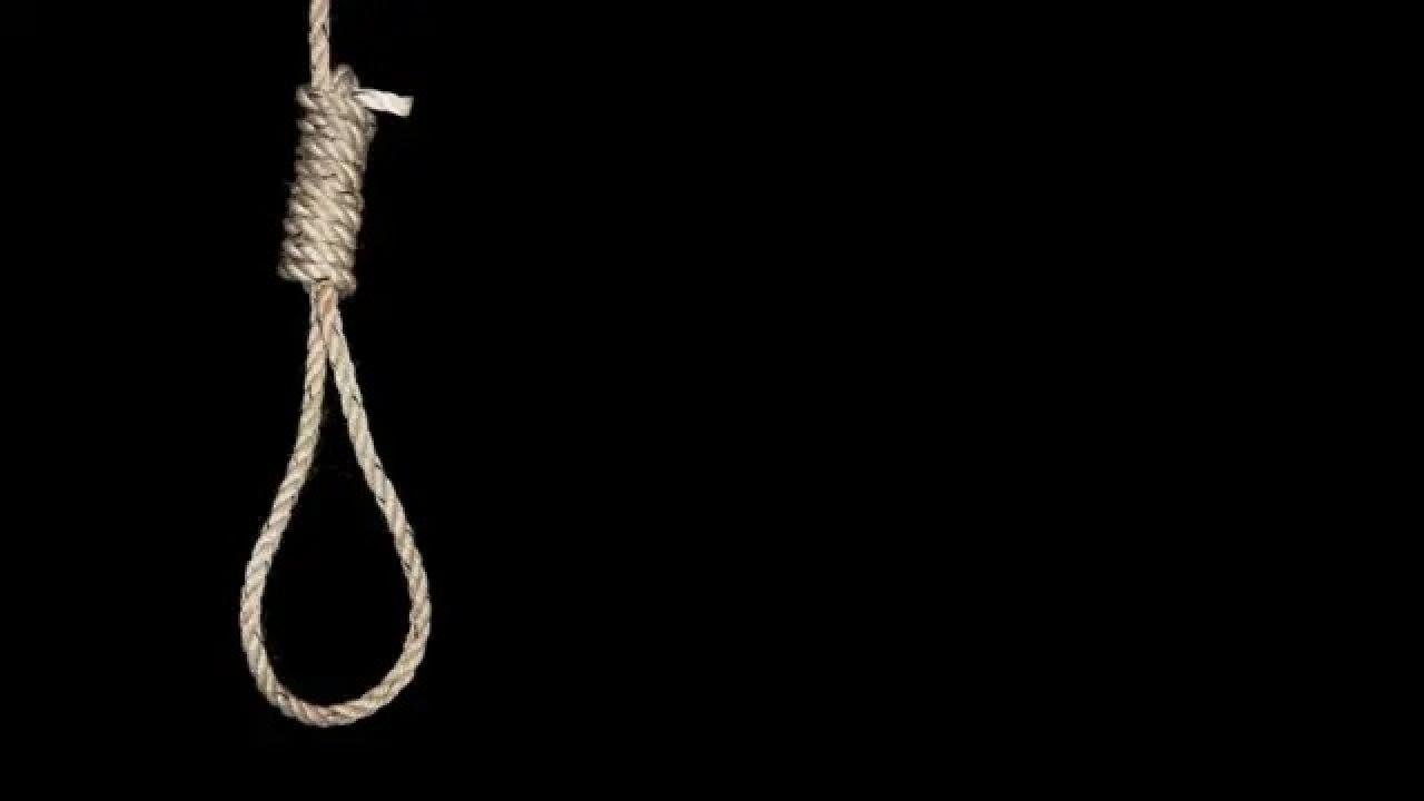 İran’da iki kadına cinsel saldırı suçundan hüküm giyen kişi, halkın önünde idam edildi