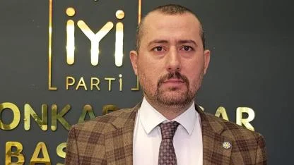 İYİ Partili Köken'den Hafta Sonu Benzine Gelecek Zamma Sert Tepki