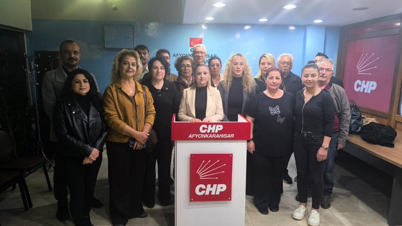 “Kadınlar Kazanacak, Şiddete Mecbur Değiliz!”